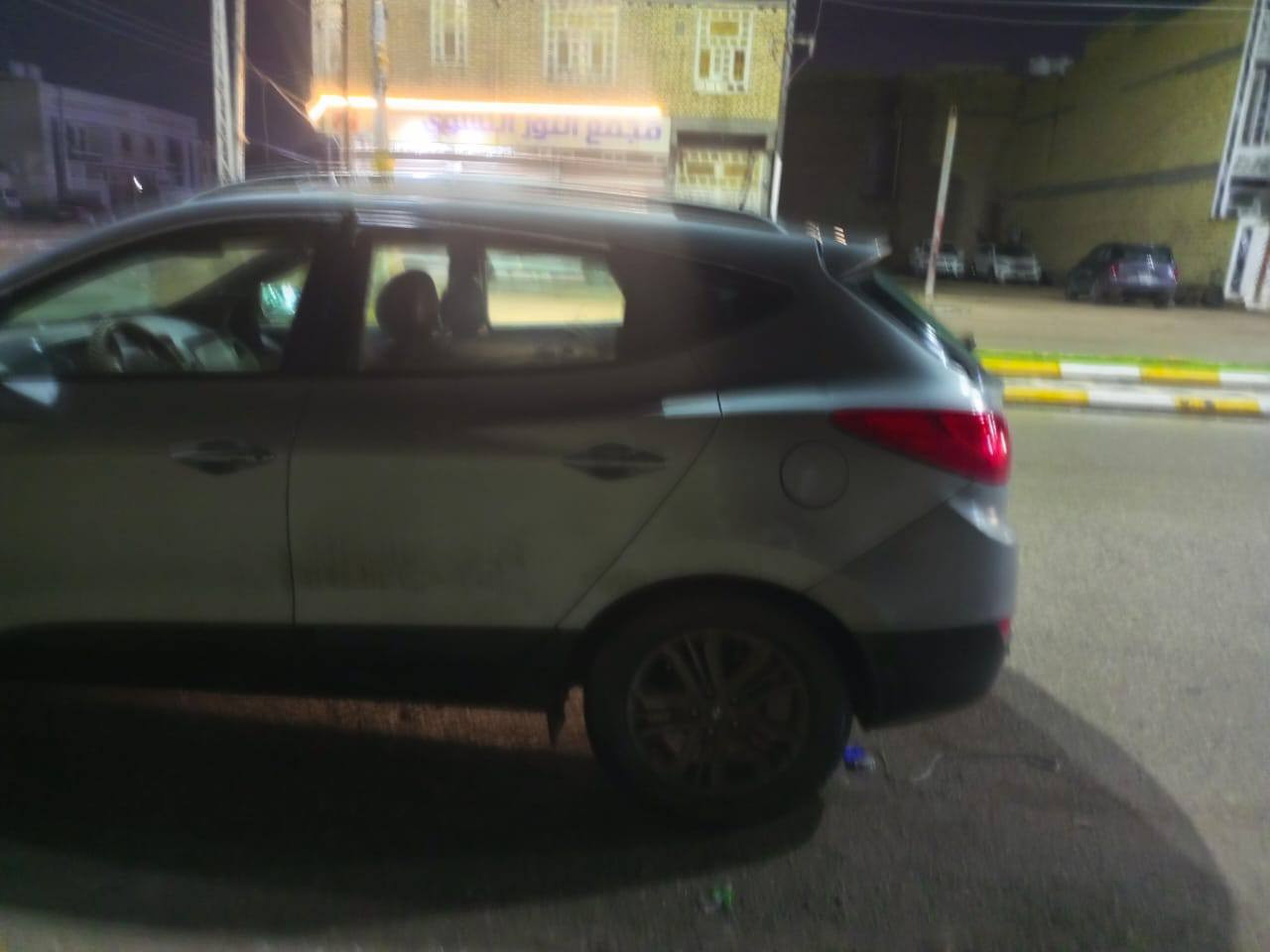 هونداي توسان امريكي 2015 حادث جاملغ خلفي وباب رقم بصره السعر 105بيه مجال مكاني ذي قار *********** ناصرية, ذي قار
