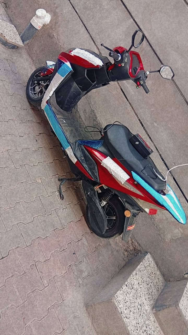 اللبيع سكنس 6 بطارياته تقرا 10 ونص  كلهن   سعر مناسب  ***********
