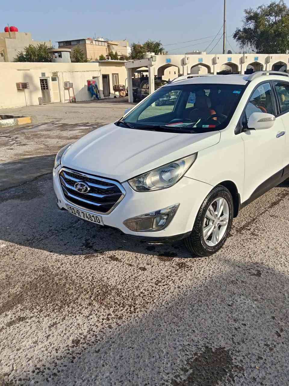 السلام عليكم
توسان للبيع موديل 14 السيارة جاهزه برغي ماتخلي عليها والسونار بيها كلشي موضح رقم بغداد بسمي 
العنوان بغداد  السعر ب137 اي استفسار على الرقم ***********
