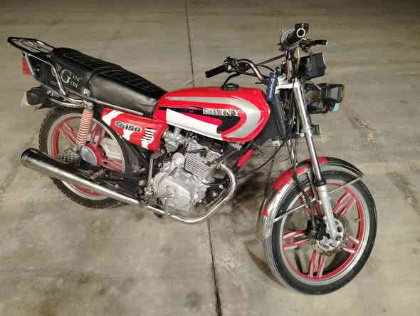 سافين خمسه محرك 150 موديل 2021 دراجه حلوه محرك كبس كهربيات شغاله سلف ايريد سجم دراجه حلوه
 منفيس موجودالسعر 450 
بي مجال الشراي يتصل***********
