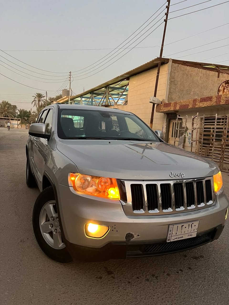 للبيع جيب لاريدو 2012  تو ويل رقم بغداد بيهه صبغ جاملغ مقابل السائق فقط بدون ايرباك
بصمة ابواب 
بصمة تشغيل 
تحكم ستيرن 
محرك 3.6  سته سلندر 
السيارة نظيفة 
السعر 155

***********
