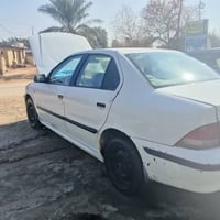 ٢٠١١ • رقم بابل • ابيض