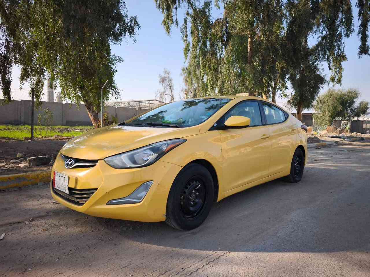 النترا للبيع موديل ٢٠١٦ وارد أمريكي ضربيتة باب سائق مبدل فقط مكينه وكير مكفوله سياره مامتعوبه سعره ١١٥ وبيه مجال حك جايه مكان سيارة بغداد العبيدي رائاسه مامتواجد ع فيس ***********
