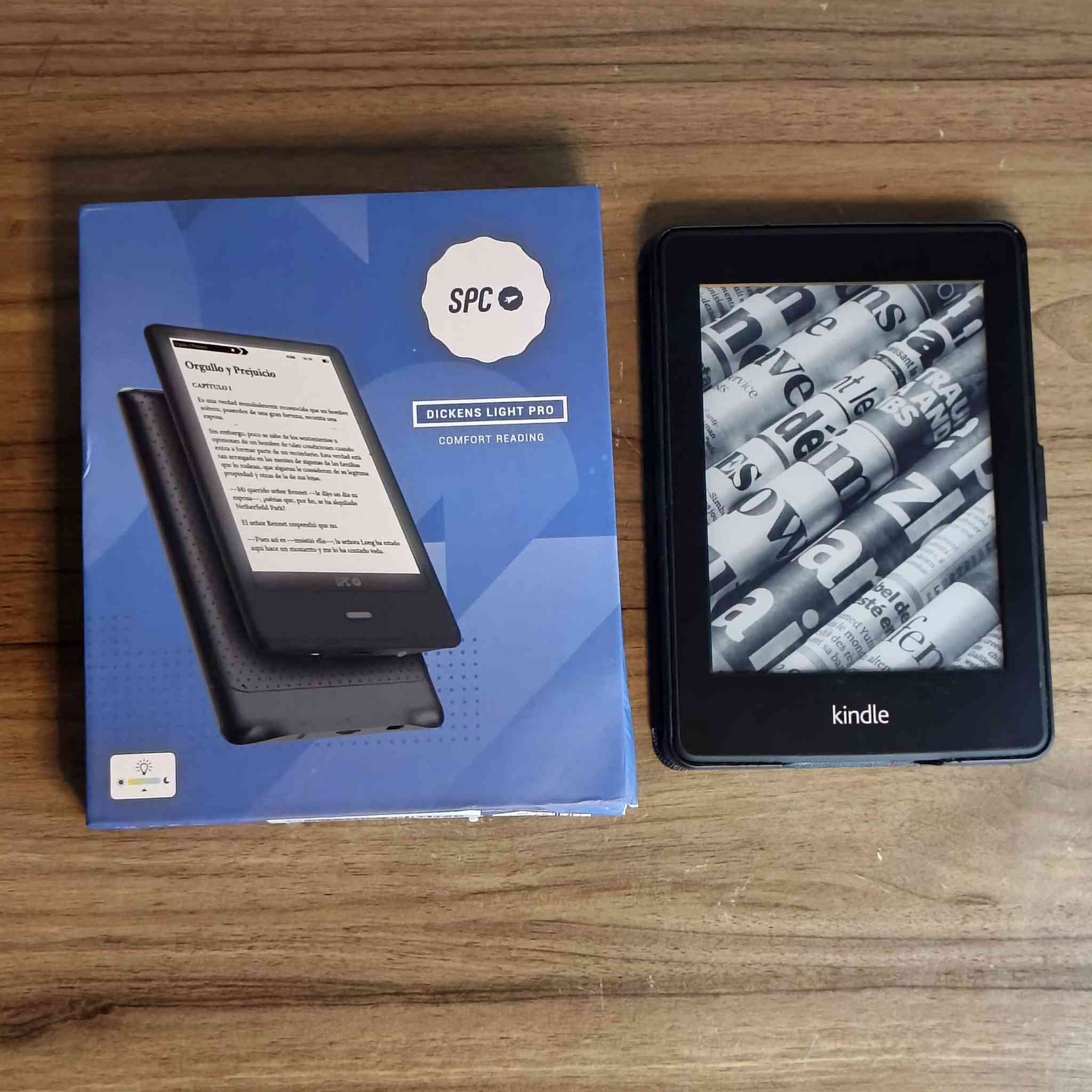 KINDLE🖤 (7th Generation)
كيندل الجيل السابع ✨
Glare-free touchscreen display شاشة مضيئة لمس 

Weeks of battery life بطارية قوية تتحمل أسابيع بشحنة واحدة 

Holds thousands of books يستوعب الآف الكتب 

Wi-Fi enabled واي فاي 
الذاكرة 4G يستوعب 4000 كتاب شاشة مضيئة غير مؤذية للعين 🔥
يأتي مع العلبة وحافظة جلد الخاص به.
السعر 50 ألف ✨✨✨
متوفر توصيل كافة أنحاء العراق🚕


**إذا كنت صاحب هذا الإعلان وتريد حذفه لأي سبب، رجاءا أرسل رسالة إلى الدعم الفني**