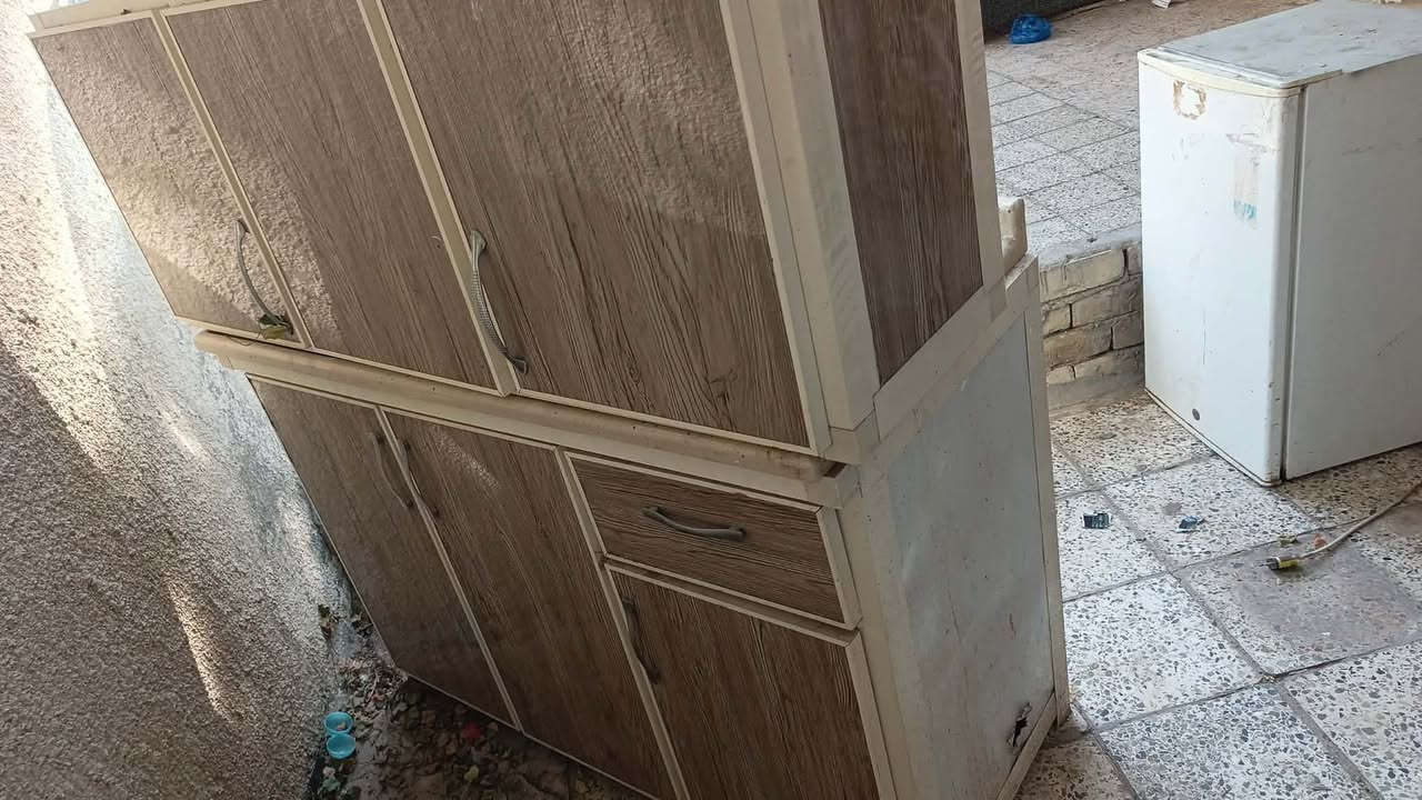 للبيع غراض بيت ومستعجلين ع يعني بس باجر لان اريد اشيل طباخ ب 35 وبي مجال و غساله نضيفه جدا السعر ب 85 وبيها مجال وكاونتر 4 قطع مع طباخ بي سعره 125 وبي مجال لشراي العنوان بغداد اليرموك


**إذا كنت صاحب هذا الإعلان وتريد حذفه لأي سبب، رجاءا أرسل رسالة إلى الدعم الفني**