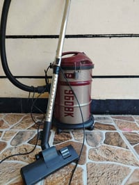 مكنسة كهربائية • للبيع • تقاطع القدس دور الزراعه