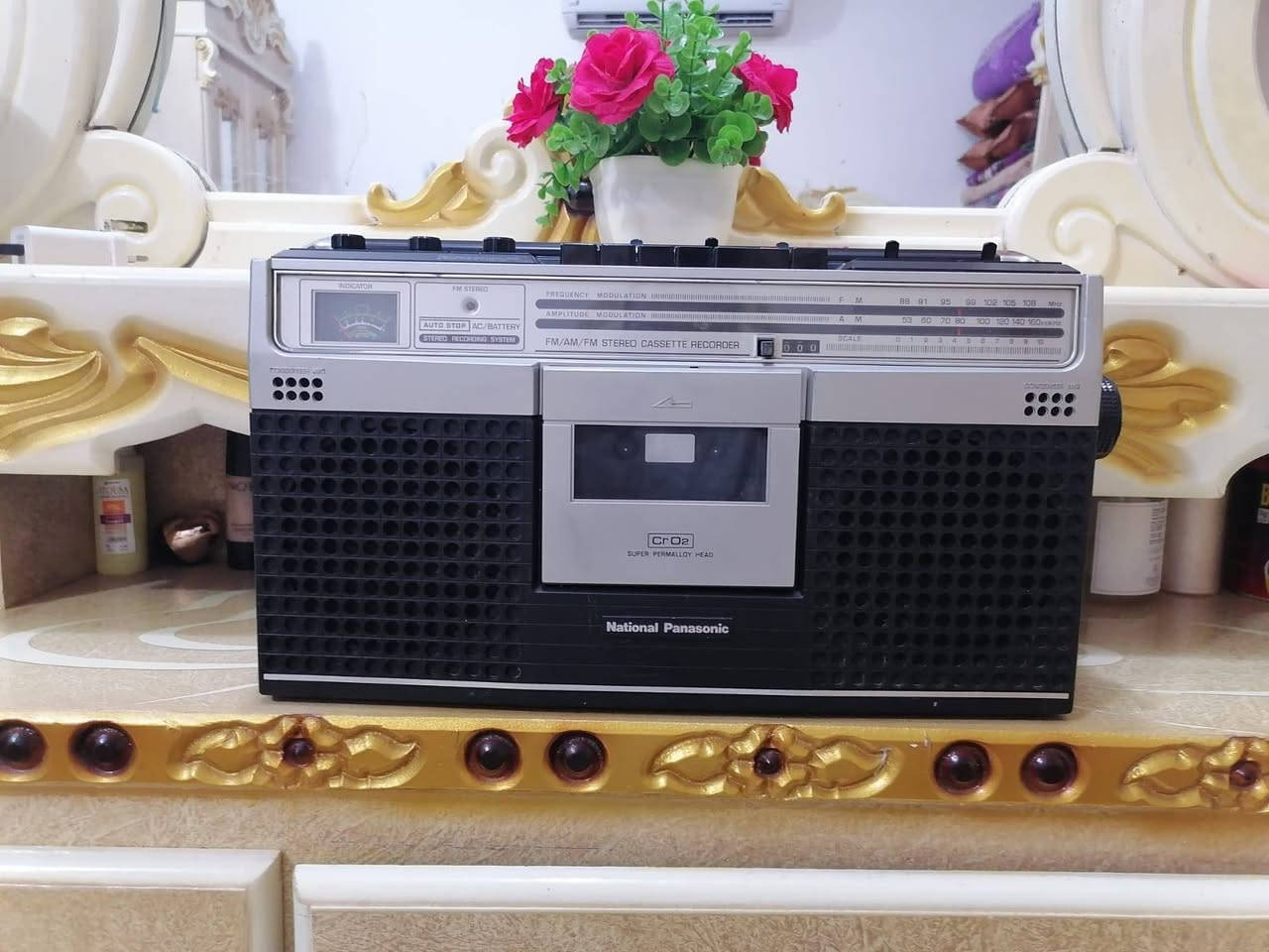 سلام عليكم 

للبيع راديو مسجل ناشونال بانيسونك ياباني اصلي 
مع موجتين للراديو FM AM  جهاز جدا نظيف وشغال بالكامل السعر 150 الف قفل 🔒 مكاني الناصريه المركز لايوجد توصيل للاستفسار المراسله عالخاص


**إذا كنت صاحب هذا الإعلان وتريد حذفه لأي سبب، رجاءا أرسل رسالة إلى الدعم الفني**