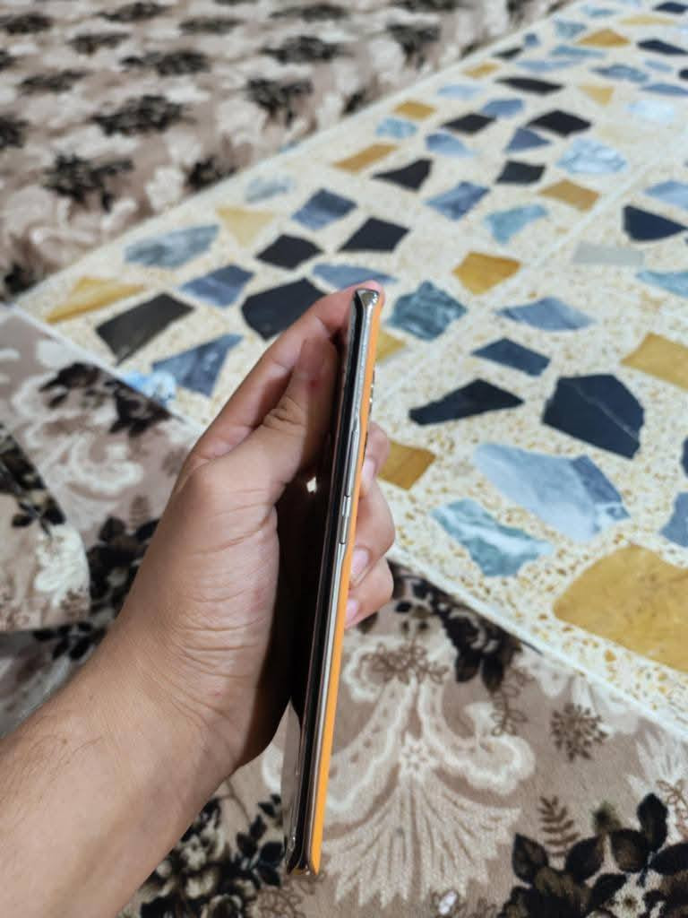 HONOR X9b 5G
هونر أكس تسعه بي جهاز نضيف جديد مامفتوح ضمان
ذاكره ٢٥٦رام١٢ سعر250 #قفل_بدون_معامله
***********
