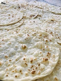 خبز بيت • طحين مني • توصيل