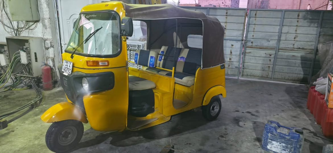 السلام عليكم تكتك موديل 20 مرقم بيها لغد معمر والمكينه تجفيت شركه الاستفسار ***********
