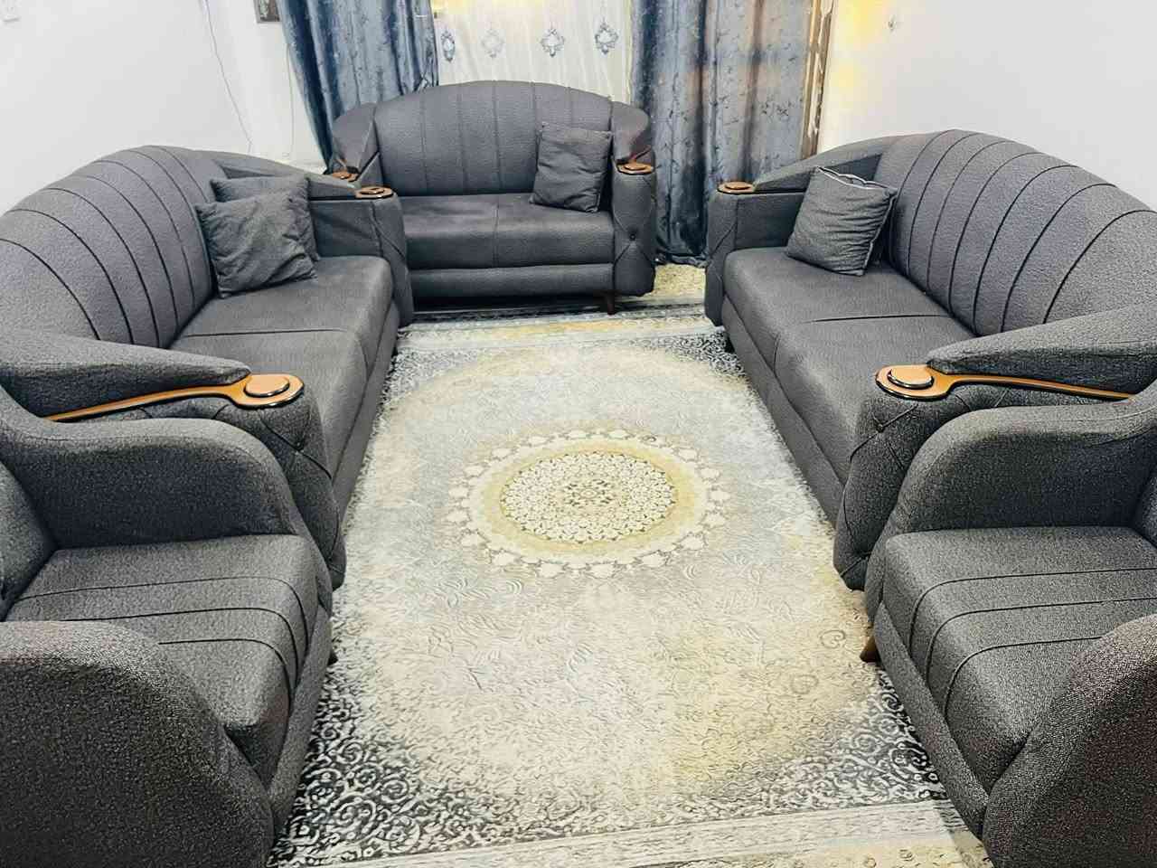 #للبيع تخم قنفات عشر مقاعد  مابي اي ضرر او كسر سعره ٤٠٠الف   
 بغداد الدوره المهديه الثانية


**إذا كنت صاحب هذا الإعلان وتريد حذفه لأي سبب، رجاءا أرسل رسالة إلى الدعم الفني**