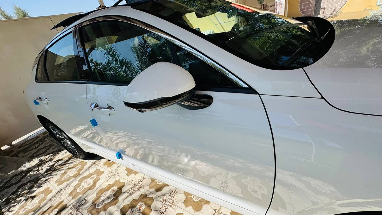 سلام عليكم للبيع كيا فايف موديل ٢٣خليجي كفاله
سيارة جديدة 
فول موصفات 
رقم شمالي
بسمي
سيارة فول 
فول موصفات 
ترهم مراوس
***********
