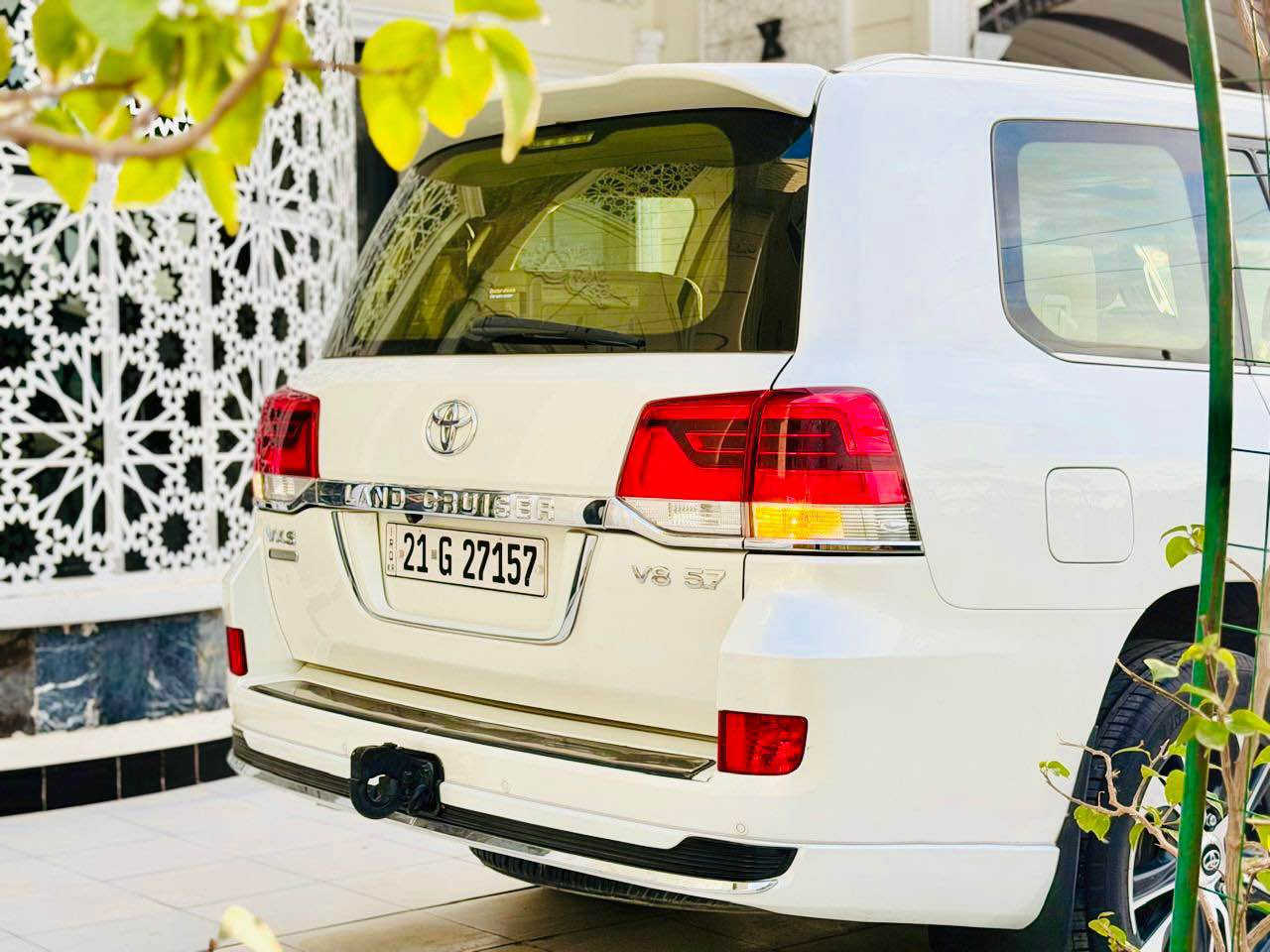 ‏‎
سلام عليكم رمضان كريم 🌘 
 للبيع اومراوس حسب القناعه 🌹
لاندكروز  2021    VXR 🚀  5.700 
ماشيه 71 الف فقط
الي يدور جديد وقطعة نادر من نوعها 
ملاحظه( السيارة كفالة عامة من جميع النواحي بدون اي ملاحضه نظيفة بمعني الكلمة
 وشرط الفحص 
گير و محرك بشرط كفاله 
________👇🏻المـواصـفـات 👇🏻___________ 
حساسات امامي خلفي 
كامرات 360 امامي وخلفي وجانبيات 4 كامرات 
مري شفط ونظام ترحيب 
تبريد ب الكشنات
باب خلفية كهرباء 
لايتات دبل عدسة + LED
جميع الكشنات كهرباء 🗼
زنون بلادي 🗽
فتحة    🧐  
نظام اقتصادي بانزين ECONOMY 
جلد كامل داخل بيجي 
بلوتوث وتليفون ونضام الملاحة ☎️
ونظام تثبيت السرعة التكيفي المزود، ونظام صوت Mark Levinson مع سماعة.
ومقاعد قابلة للتدفئة والتهوية
شاشات عدد 3
نظام مانع الانزلاق
نظام نزول المنحدرات 
اشارة في المرايا الجانبية
مخرج منفذ الطاقة ⚡
‏  Bluetooth / USB
شاحن هاتف Wairlees
وبعد بيهة هواية مواصفات 
جديدة جدا  واستعمال نظيف جداً 
بالعافية ع تكون من نصيبة يستاهلها   
رقم سليمانيه بأسمي شخصياً
هزه وفحص وبراد جديده 
#مفخره_الأرض 🔥

🟩 السعر المطلوب 578 💵 🔐     
                  
لاستفسار الاتصال ع الارقام التالية 📲📲

 ( *********** / ‭/0781 578 1463‬ )

تحياتي لجميع 🌹 🌸 🙏🏻 حلة, بابل
