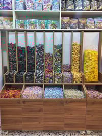 كربلاء • ديكور محل كامل • كاشير كبير