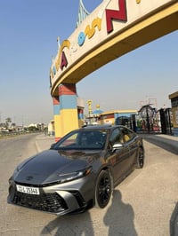 🚗 للبيع — تويوتا كامري 2025 SE PLUS هايبرد 🔥  موديل حديث جداً، سيارة ا...