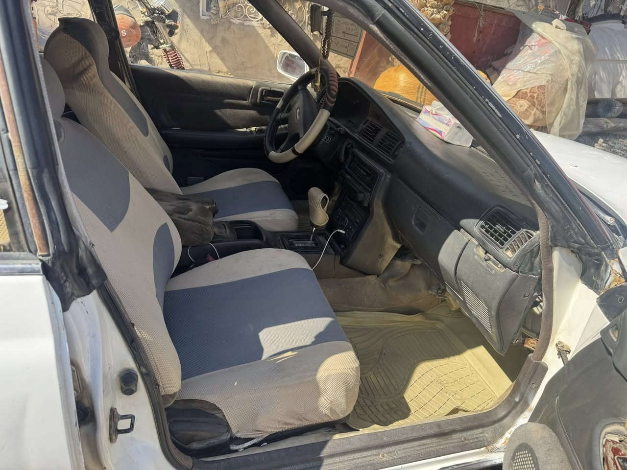 سيارة مارك كصيف للبيع كير ومحرك مكفولة 
حدادية وتايرات نظيفة مابيها أي نقص جاهزة للشغل 
العنوان ابي الخصيب / جيكور 
السعر 38 ورقة وبيها مجال قليل الشراي يتصل ع الرقم 
***********
