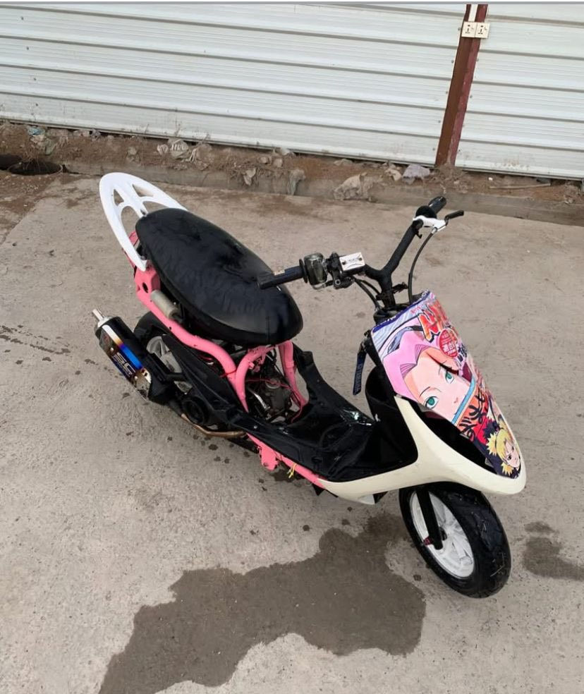 سلام عليكم ماكس عدله مال لعب البيع مكينه بلادي ٤٩شلعهً ومعدل دراجه قويه سعرها٤٥٠وبيها مجال هاذ رقميً***********
