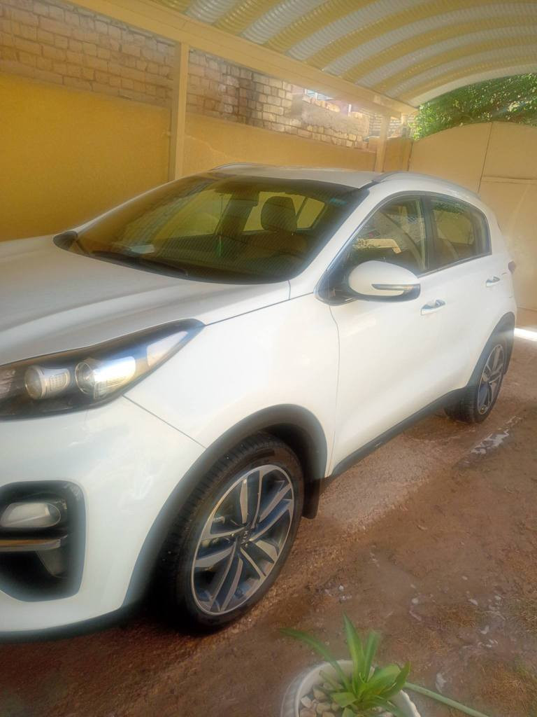 للبيع فقط كيا سبورتج موديل ٢٠ ماشيه ٨٨  كفاله عامه ماعده بارد كد شبر نص فول تحكم ستيرن شاشه اريل رقم بغداد باسمنه تحويل ثاني يوم السعر ٢٠٥ وبيها مجال قليل للشراي للاستفسار الاتصال على الرقم *********** مكاني كوت
