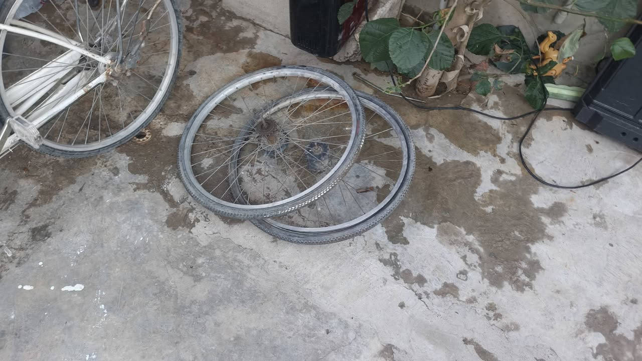بايسكل حجم ٢٦وياله اثنين هم وياها ٦٠الف


**إذا كنت صاحب هذا الإعلان وتريد حذفه لأي سبب، رجاءا أرسل رسالة إلى الدعم الفني**
