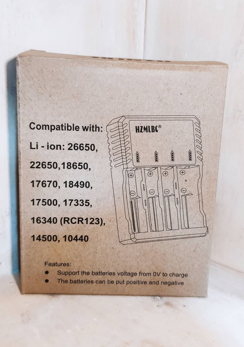 شاحن البطارية الجودة رائعة، 
يمكنه شحن ما يصل إلى أربع بطاريات ويحتوي على شاشة
سعر 13 الف توصيل متوفر


**إذا كنت صاحب هذا الإعلان وتريد حذفه لأي سبب، رجاءا أرسل رسالة إلى الدعم الفني**