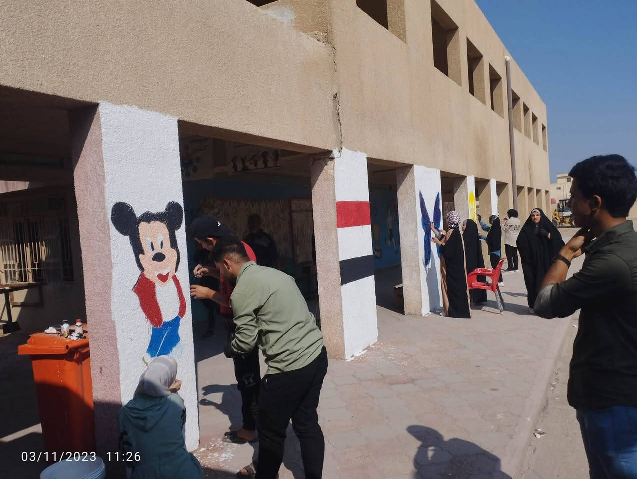 الاساتذه الاعزاء 
مدراء المدارس الحكومية في كربلاء 
نعلن لكم عن مبادرة (مدرستي اجمل ) التي ينفذها فريق رسامين الامل التطوعي  التابع لمؤسسة لمسة أمل 
تهدف المبادرة لصبغ ورسم وترميم المدارس مجانا 
للحجز يرجى تواصلكم معنا من خلال الاتصال 
***********
أو مراسلتنا 
#عازمون_على_تغيير_واقع_مدارس_كربلاء
#بيئة_مناسبة_لابنائنا_الطلبة 
#رسامين_الامل ❤️✌️
لمن يود الانضمام للفريق للتطوع نشرف بالجميع 
جزء من اعمالنا السابقه خلال ال ٥ سنوات السابقه تم تنفيذ أكثر من ٥٠ مدرسة ودوائر وروضات حكومية 👇😍
