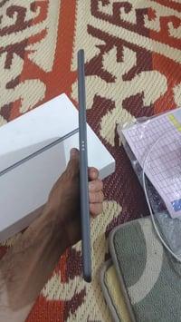 ايباد ٩ • ٦٤ • بطارية ٧٩
