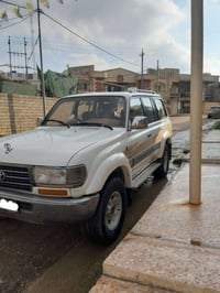 سياره ليله علوي لاندكروز مكفوله كفاله عامه موديل 92 الرقم اربيل بدون ص...