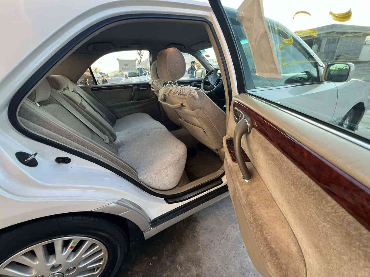 مەلیکە..موس مۆدێل 2001 فول
سەیاریەکە فول مواسەفاتە 4 دوگمەیە دیڤۆری گەورەیە سەلاجە ئاوێنە هیتەر پێشوو دوا کریستاڵ چوار کوشن کارەبا چوار دووگمە شاشە ئەلیکترۆنی

شوێن ..سەیدسادق
نرخی 45گەڵا و مەجالێکی  کەم

تێل بۆخاوەنەکەی بکەن ئەوە ژمارەکەیەتی
***********
