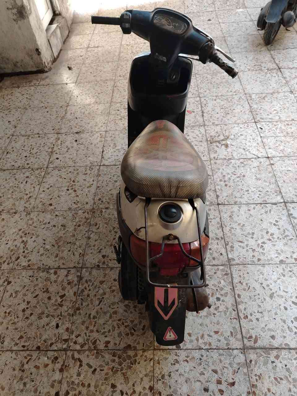 السلام عليكم
دراجة ٦٠ بطة للبيع نكرة هندر ب١٢٥ الف قفل مكاني بغداد البياع ***********
