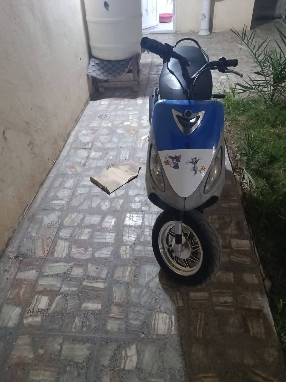 انا بالمكرمه دراجه للبيع سعرها ب 500 وبيها مجال السلف مالتها مو شغال 49 مبدله بدله بس والفات. *********** هذا رقمي
