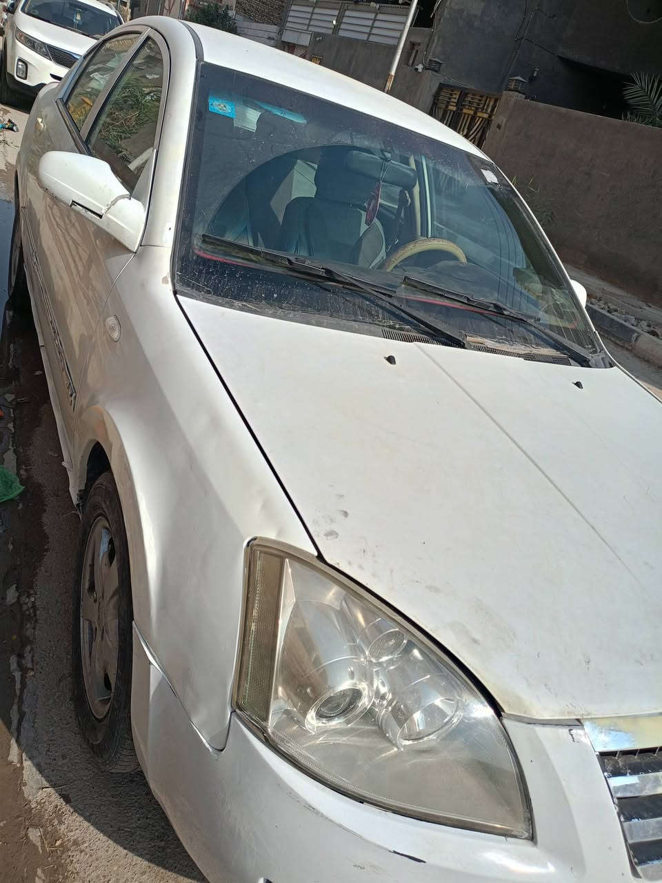 a5 محرك جديد حاويه تفصيخ الصين مامشتغل بالعراق شرط وبعد على التراي ضمانه 10 تيام وصار 4 تيام من شديناه والكير مشروط على التراي هم والسياره مابيها لاكص ولا خياس رقمها بغداد دولي وصاحبها سكنه بغداد وشرط يريد تحويل . موديل 2011 تبريد كهربائيات وباتري وحساسات وشاشه وكامره وسعرها 40 وبيها مجال ومكانها ناصريه ..وهذا رقم التليفون *********** وبي واتساب .والشراي يدلل
