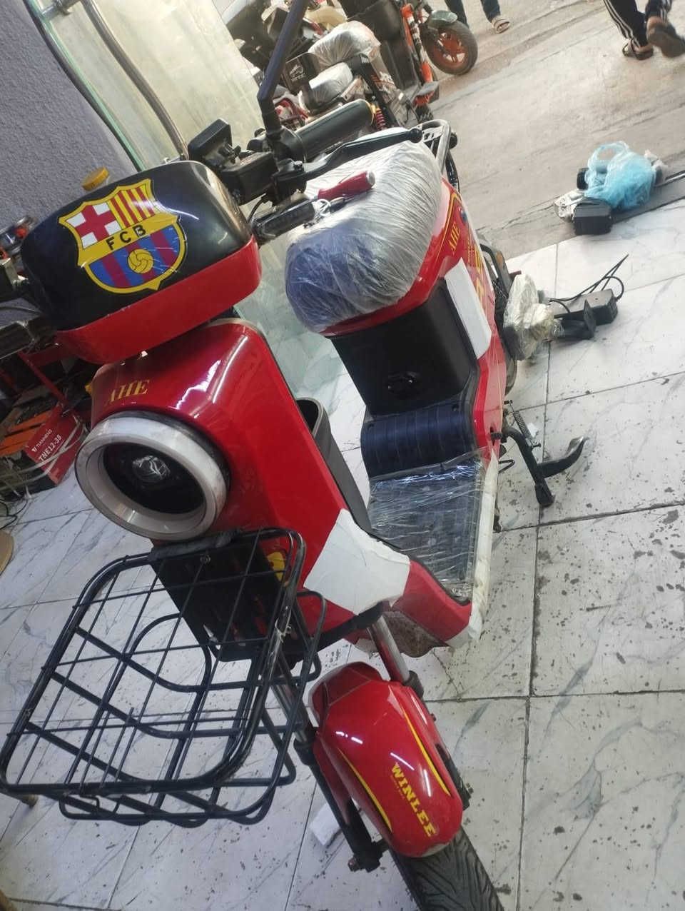 السلام عليكم الدراجات للبيع  R9 بطاريات جديده اصليه موجوده في محل ابو سجاد حي الجهاد    السعر ٤٥٠  الف


**إذا كنت صاحب هذا الإعلان وتريد حذفه لأي سبب، رجاءا أرسل رسالة إلى الدعم الفني**