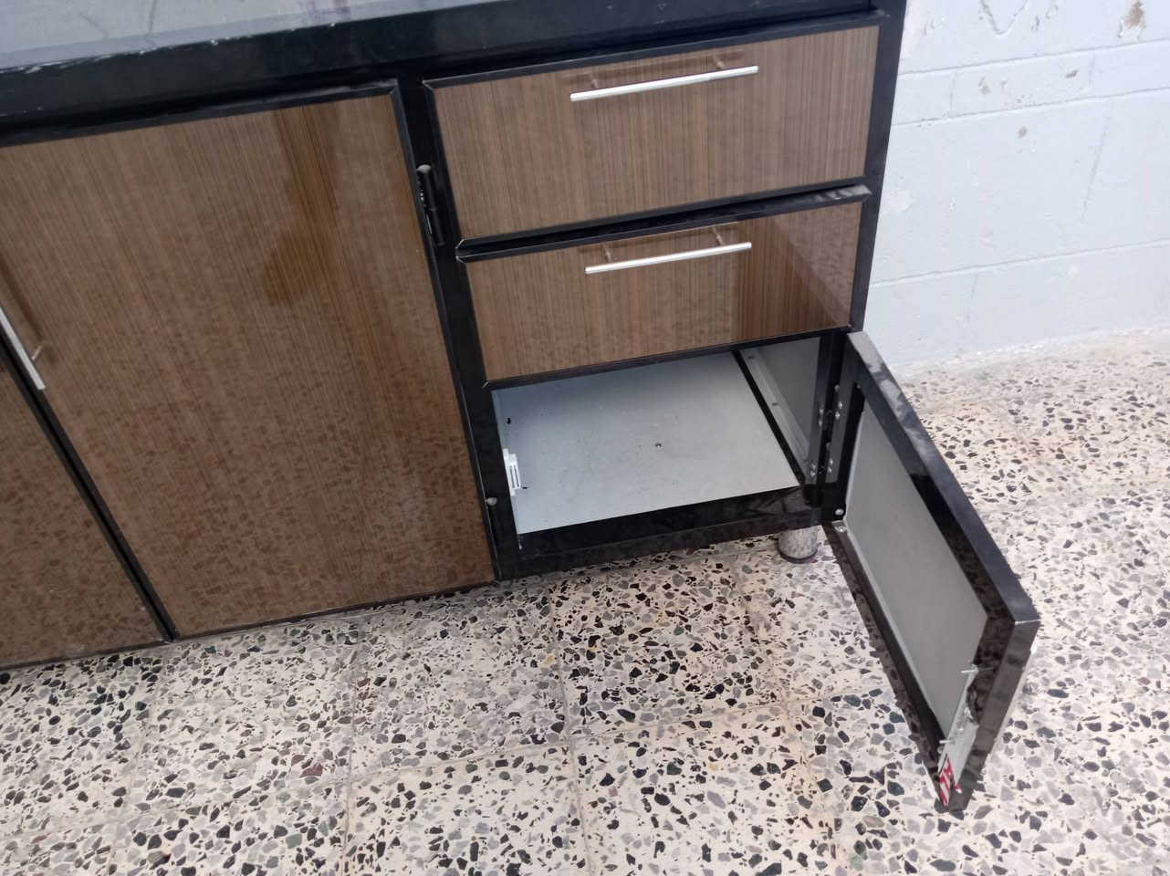 *********** بي واتساب

