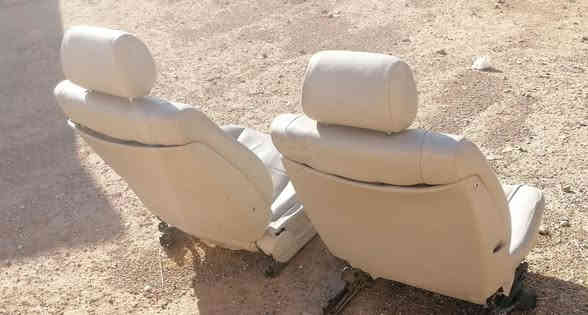 سلام وعليكم من رخصت مدير الكروب طخم كشنات بي ام للبيع ما اعرف يا موديل سعر 225 بي مجال مكان كركوك ***********
