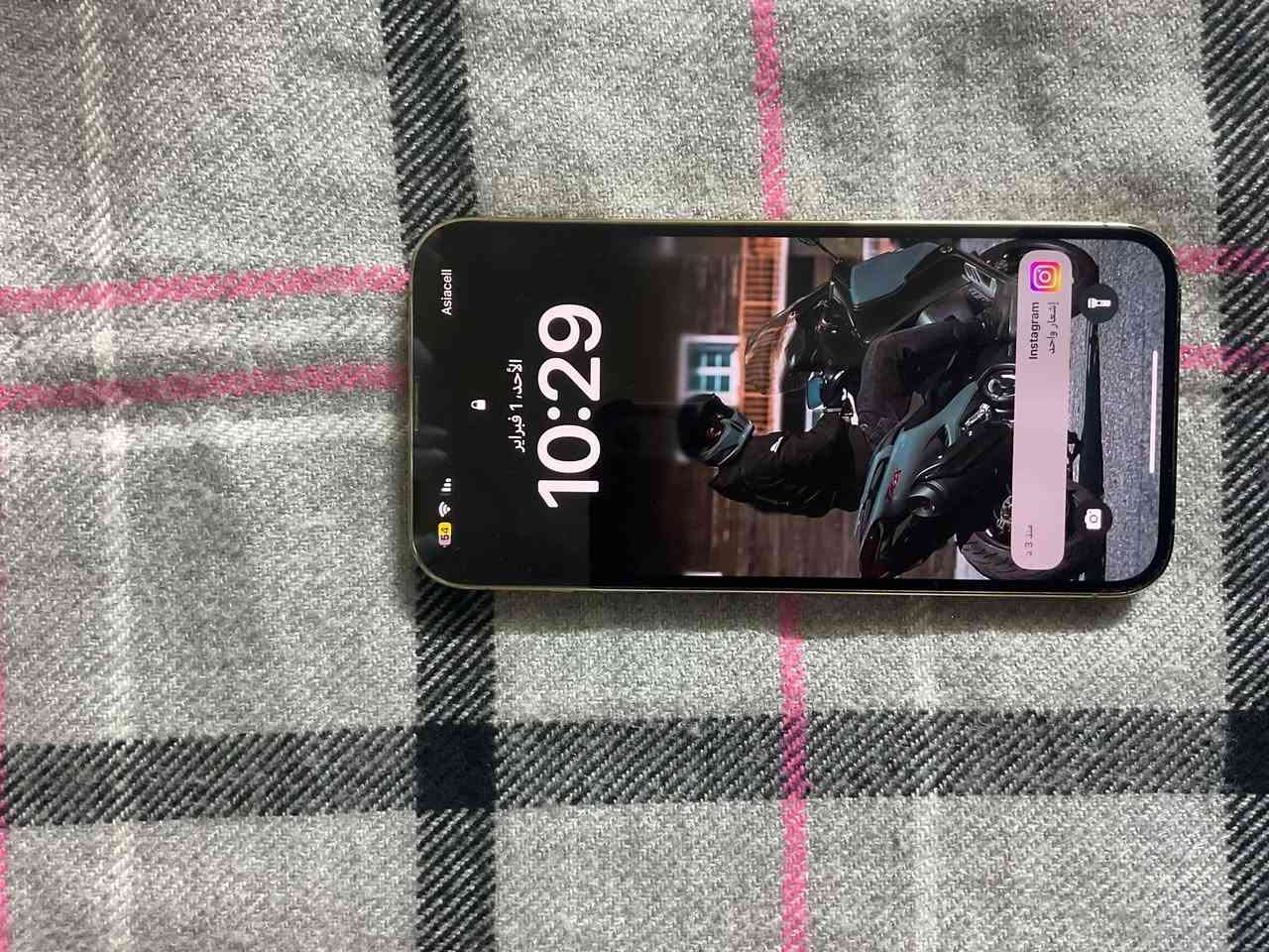 سلام عليكم.
آيفون 13 برو ماكس لون ذهبي 
أمريكي 🇺🇸.  
كفاله كفاله عامه 
بطاريه 83‎%‎
ذاكره 512
الجهاز كامل 
مكاني بغداد حي القاهره موجود توصيل بغداد فقط
للبيع شعر خاص أو الاتصال بالرقم أو واتساب (***********)
