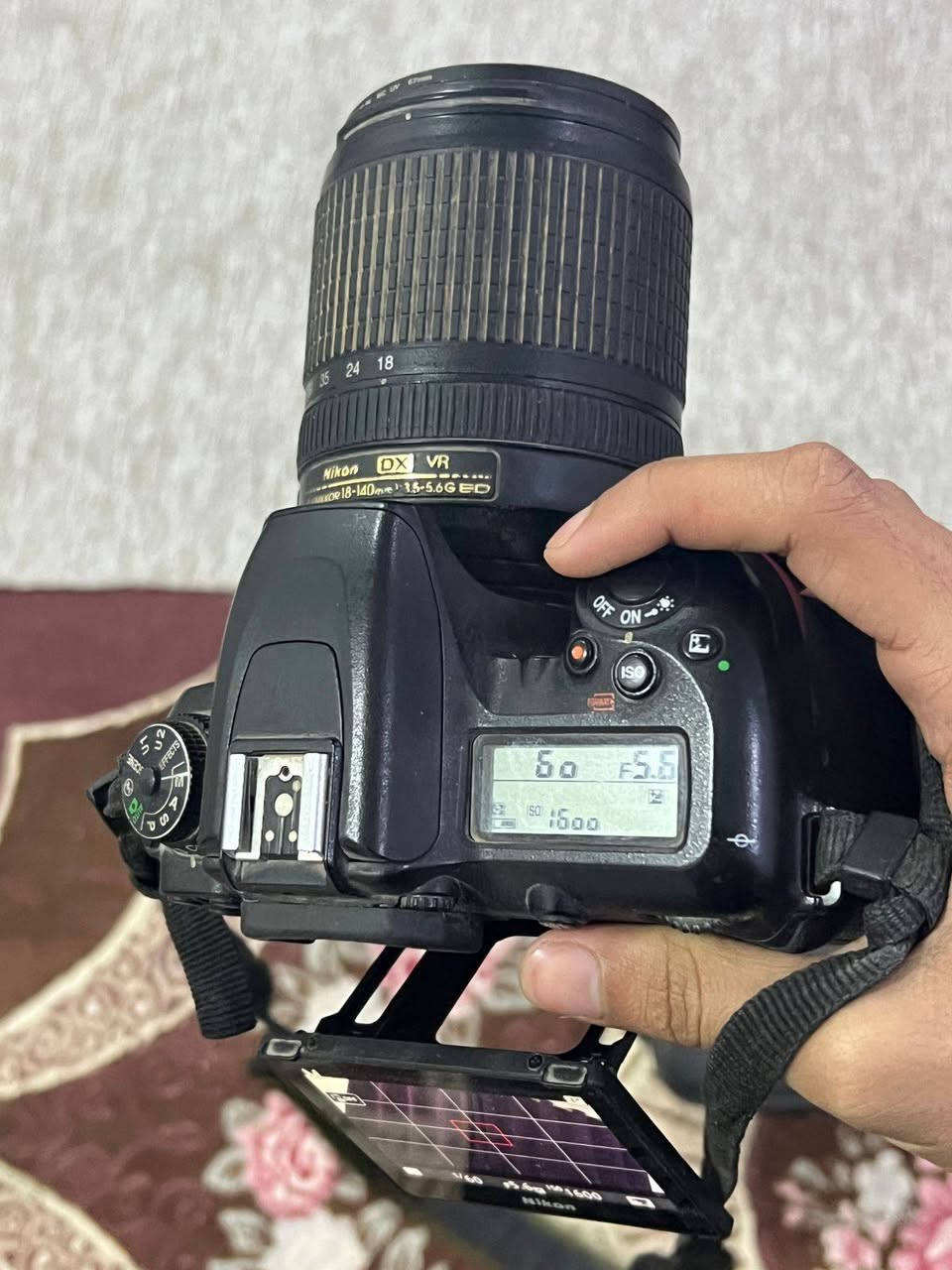 كامرا نيكون 7500 مع عدستين وحدة ١٨- ١٤٠
والثانية ٥٠ ملم.
مع اضاءة كودكس فلاش تحتاج تبديل بطارية فقط
وسوفت بوكس كلش نظيفات


**إذا كنت صاحب هذا الإعلان وتريد حذفه لأي سبب، رجاءا أرسل رسالة إلى الدعم الفني**