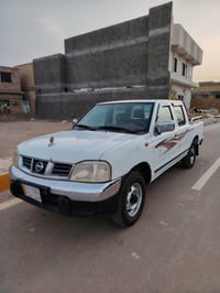 للبيع نيسان بيك إب 2013 جاهزه من كل شيء حداديه جديدة  محرك ع الشرط تخم...