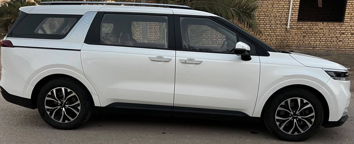 كيا كرنفال موديل 22 وارد كوري محرك ديزل..كاز..مواصفات تحكم استيرن وقيادة ذاتيه تحديد مسار رادار وحساسات خلفيه واماميه سايد بريك دكمه كامره خلفيه 8 راكب كفاله ماعدا باب السائق بيه صبغ قليل واضح بالسونار السعر 225 للاستفسار ***********
بيع فقط علما مكلف بالنشر عنوان ذي قار
