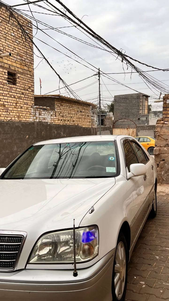 اللهم صلي على محمد وال محمد 
ملكه تسجيل جديد قرار 48 
رقم نجف نكليزي  وكامله سياره وسنويه بسمي تحويل ثاني يوم .
فول واحد ع واحد من عده فتحه 
4دكم 
تبريد خلفي قطعتين 
ثلاجة
شاصي 75
ويل نجمه .
سياره موجوده بنجف فقط بيع واعتذر عن مراوس 
سعر 145
*********** خابرني وبخدمتك لا تراسلني
