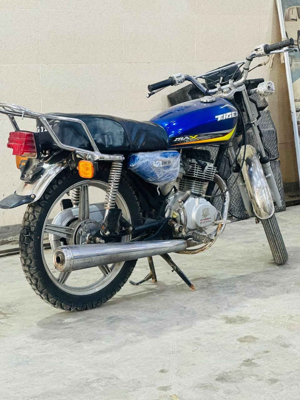 سلام عليكم تايكر موديل 23 كهربائيات كله شغاله اوراق سعر 475 كامله مكاني محموديه  ***********
