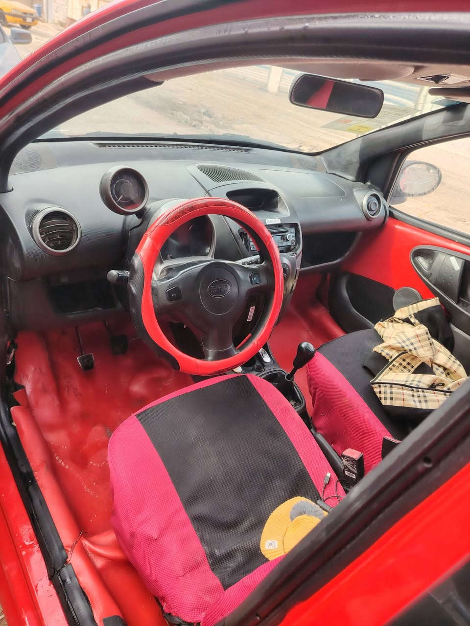 بي ايدي موديل 2012 رقم بغداد نكليزي الجديد مقفول كفاله مكينه كير كفاله كير  عادي لبيع امراوس تخم تاير صدر حدايدي مقفولات
لبيع او مراوس***********
