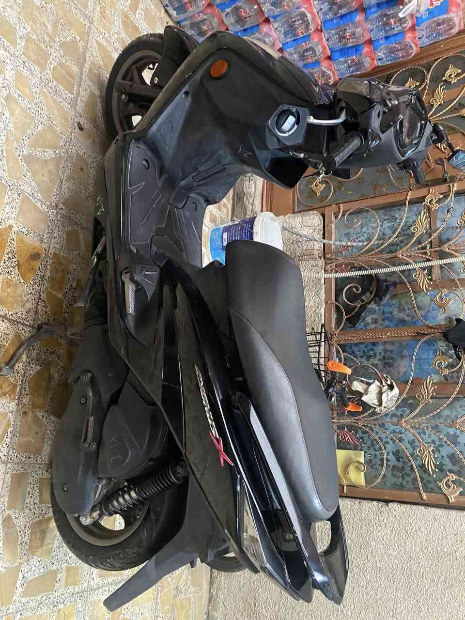 مرخصة الادمن دراجة سكنس فحل جديدة للبيع الشراي يتصل ***********
