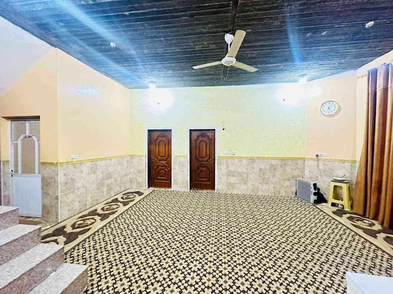 بيت للبيع في منطقة الحكم
-بالقرب من الطاقة
-مساحة 250 م
لمعرفة باقي التفاصيل الأتصال على الرقم التالي:
***********
او زيارة مكتب المستشار للعقارات
-شارع باتا / قرب سونار الدكتور ميثم صبيح
