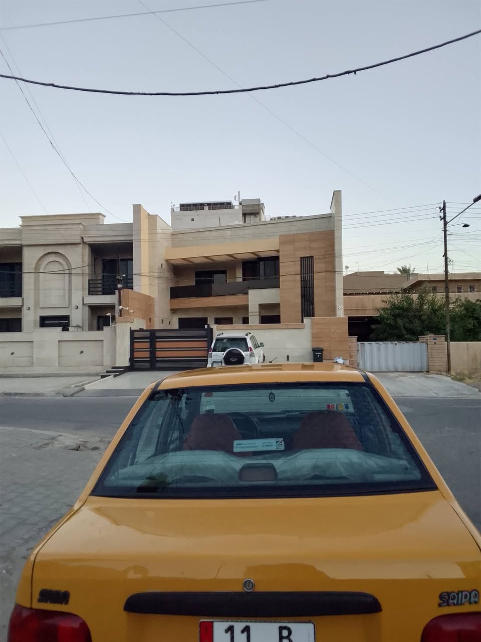 السلام عليكم اخوان عارض سايبه موديل 11 كير مكينة تبريد ثلج شواصي مكفوله مصفره هيه وغرامات رقم جديد سعر32 وبيه مجال العنوان بغداد رقم الهاتف *********** بي واتساب
