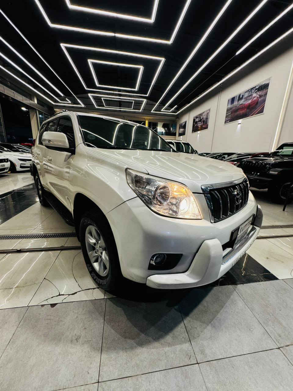 تۆیۆتا پڕادۆ 2012 مەکینە V6
فول مواسەفات 
نموونە لە جوانی و پاکی 
سڵایت 
بەسمەیە 
کوشن جلد 
دەبڵ ئەکسل 
3 ڕیز کوشن 
زۆر مواسەفاتی تر 
تەنها دەرگای سایەق بۆیاخە بێ ناوگرتن بێ ئێرباگ 

سـعـر : لە کۆمێنت داوابکە ڕاستەوخۆ بۆت دێت 📥 

گێر و مەکیەنەی بەشەرت 
هیچ کێشەیەکی تێدا نییە 

ژمارەی خاوەنەکەی 
***********
