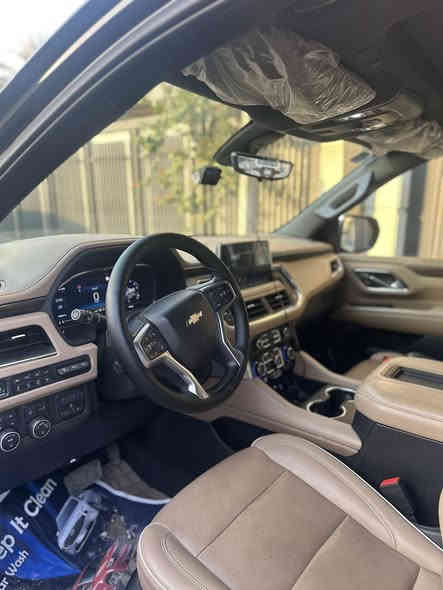 شيفروليت تاهو بريمير  2022 ( خـليـجـي وكالة المنصور)
مغلفه ppf سويدي اصلي وبي ضمان 10سنوات سعر التغليف (2250 دولار)
تخم تاير اصلي امريكي برجستون جديد 
الموديل :2022 ( خليجي )
اللون : اسود 
العداد : 39,000 km (كيلو وليس ميل)
ضمان وكاله المنصور علامه سوداء ضوء القمر
السيارة كفالة عامة  بحالة الوكالة
حجم المحرك : 5300 Cc
عدد الاسطوانات : 8 اسطوانات ( 8 سلندر )
المواصفات : 
* سقف بانوراما 
* دخول ذكي للسياره 4 أبواب ( بصمه )
* المقاعد كهربائية تدفئة و تبريد
* مقصوره الركاب من الجلد الفاخر + مغلف لحماية الكشنات  + خشب ملكي 
* شاحن وايرلس لاسلكي
* ويل 22 انج
* نظام الرؤيه : 5 كامرات رؤيه شامله ( BIRD VIEW )
* نظام التعليق مستقل
* كشنات ميموري خزن
* نظام الصوت BOSE سماعات عدد 10
* دوسات كهرباء + اناره LED
* نظام سحب مقطوره تحكم كامل + كامرة لرؤية المطوره
* نظام جكات
السيارة رقم بغداد الدولي بسمي تحويل

رقم صاحب سيارة ***********
السعر 570
