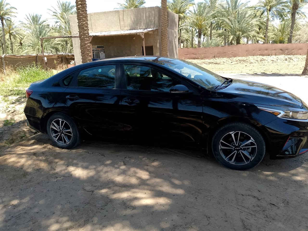 سلام عليكم فورتي 2023 ماشيه 33 الف فقط ما بيها نقص برغي تبريد ثلج شرط ويه طگت السويج رادارات امامي خلفي كامره شاشه كله بلجيس والسياره كدامكم رايدها مراوس بسوناتا شعندك نزل ***********
