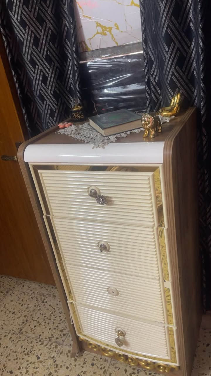 غرفه تركيه للبيع ملكي وياها ميز بلازما إضافي مالته سعرها ٨٠٠


**إذا كنت صاحب هذا الإعلان وتريد حذفه لأي سبب، رجاءا أرسل رسالة إلى الدعم الفني**