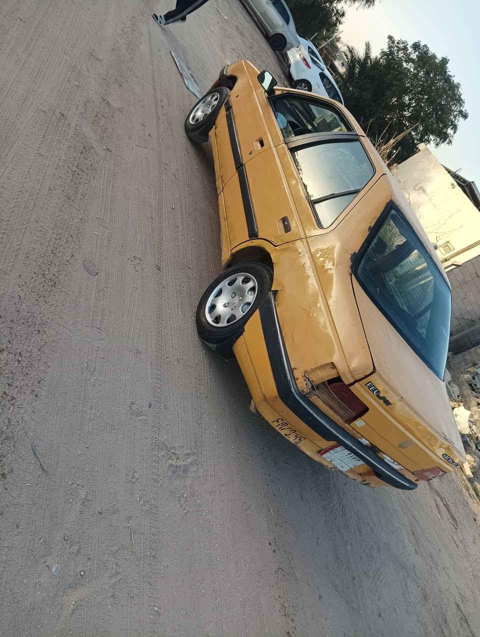 السلام عليكم شباب سياره بيجو 405موديل 2010كير ومكينه شرط الكفاله كهربائيات كله شغال تخم تاير جديد رقم ميسان السنويه ال28تحويل مباشر هيئه وغرامات مصفره راعيه موجود بور جديد مكاني بابل سياره مال جناي سياره خير من الله السعر 12وبيه مجال للطيبين هذا رقمي ***********
