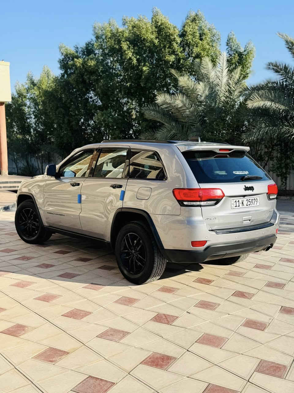 جيب كراند شيروكي 2019
قطعه وحده صبغ فقط دواخل السياره كفاله 
فوول مواصفات للاخير عدى الفتحه داخل جلد اسود وصاج كشنات كهرباء خزن ميموري شاشه جبيره مناخ منفصل كشنات تدفئه ستيرن هيتر رادارات حساسات هيتر مرايه نقاط عمياء بصمه تشغيل عن بعد  ماوس انضمه قياده 
مكاني بغداد ب  187  وبيها مجال قليل 
***********
